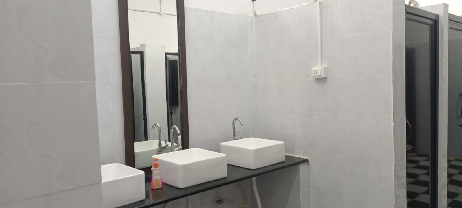Abuzz Oxfordcaps Bannerghatta Bengaluru Zewnętrze zdjęcie